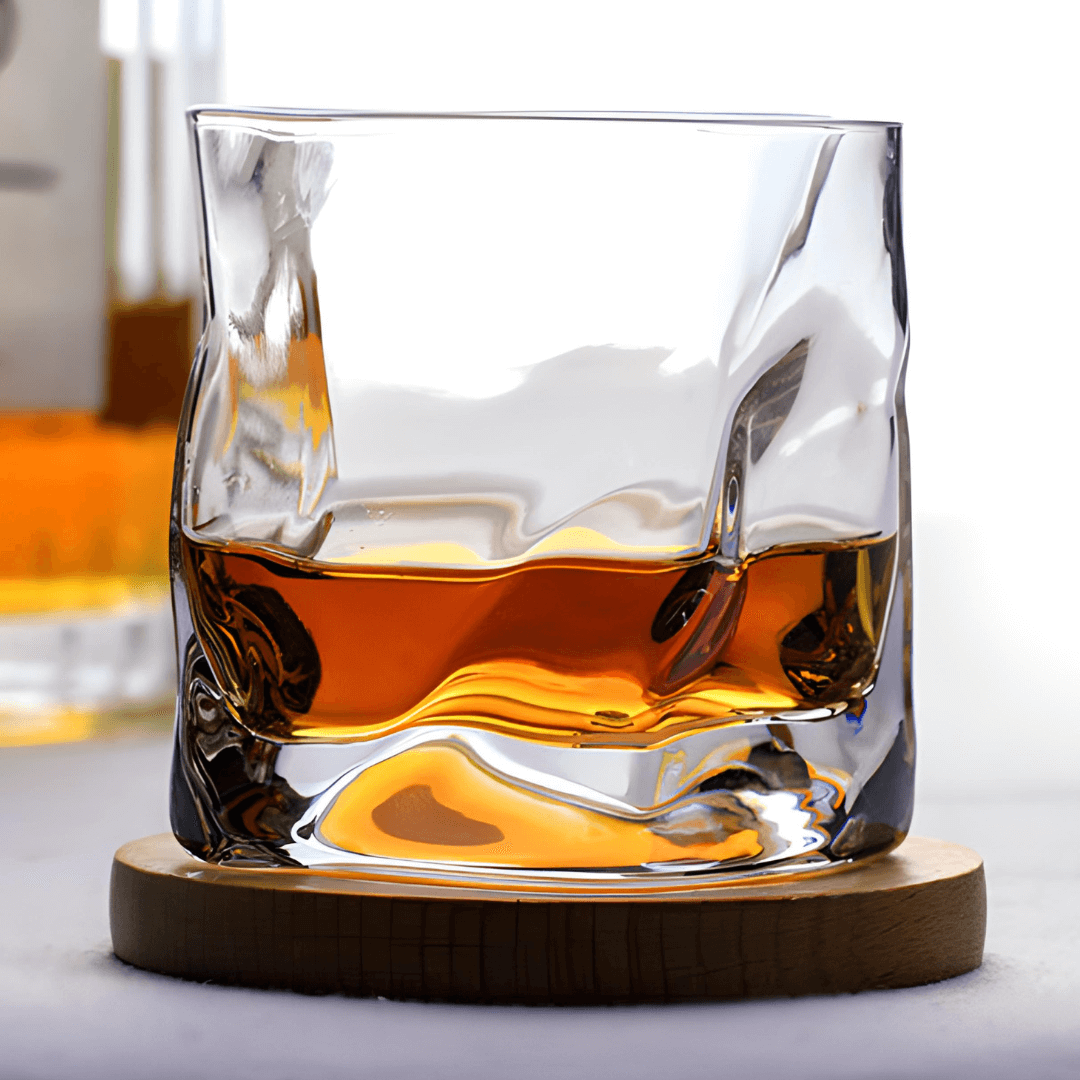 Copo de cristal japonês Hoshi para whisky