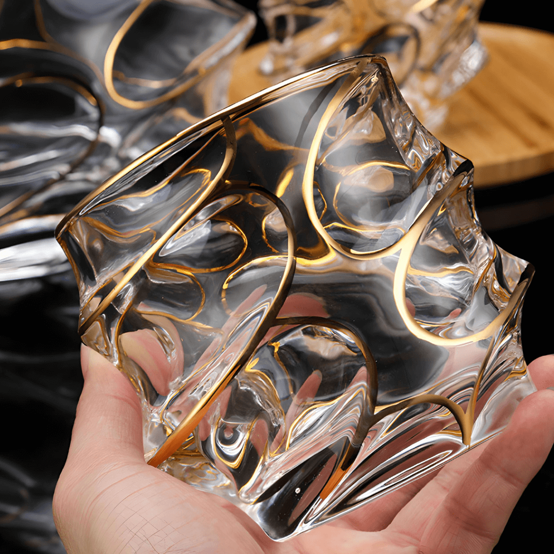 Copo de cristal japonês Arashi Gold para uísque