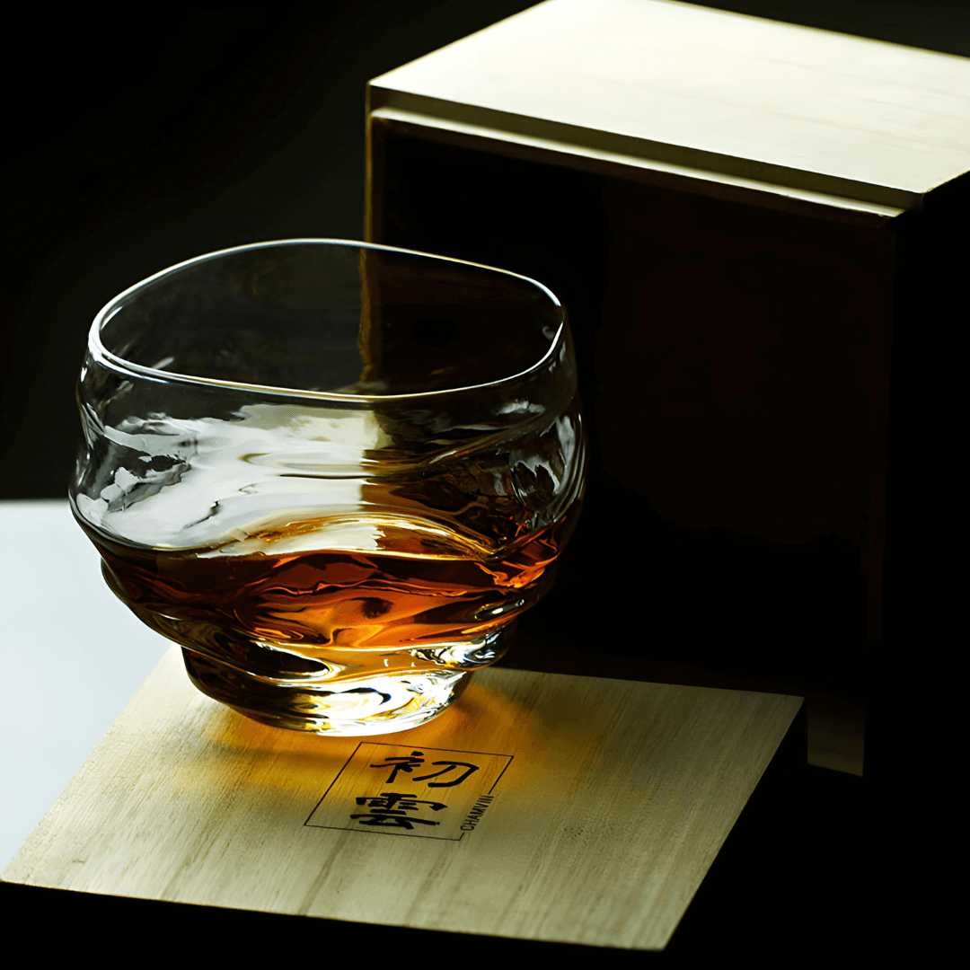 Copo de cristal japonês Kai para whisky